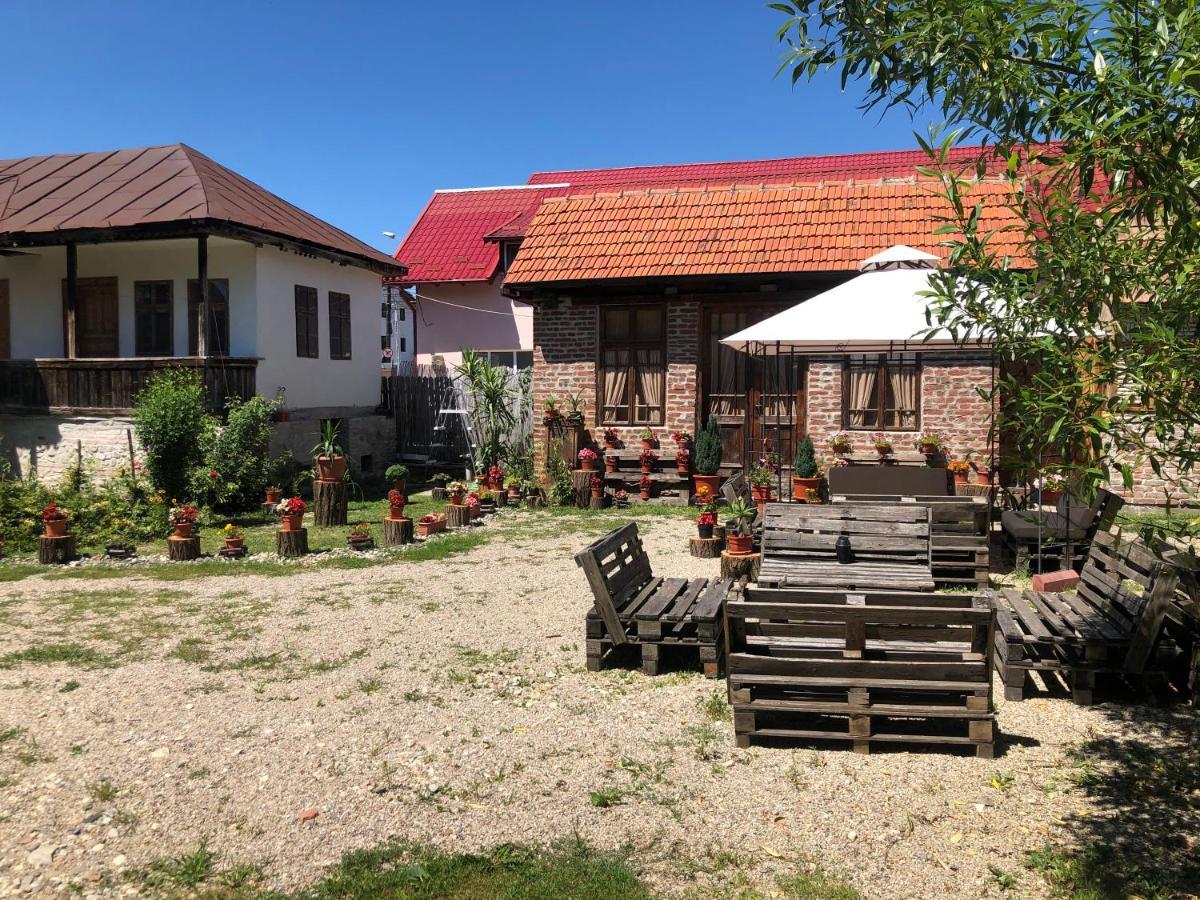 Vila Old Court Curtea de Argeş Exteriér fotografie